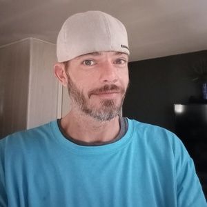 Meet your Posher, Joshua